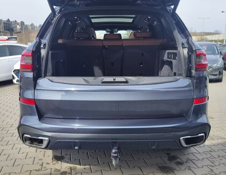 BMW X5 SUV / Terénní 3,0 l 250 kw