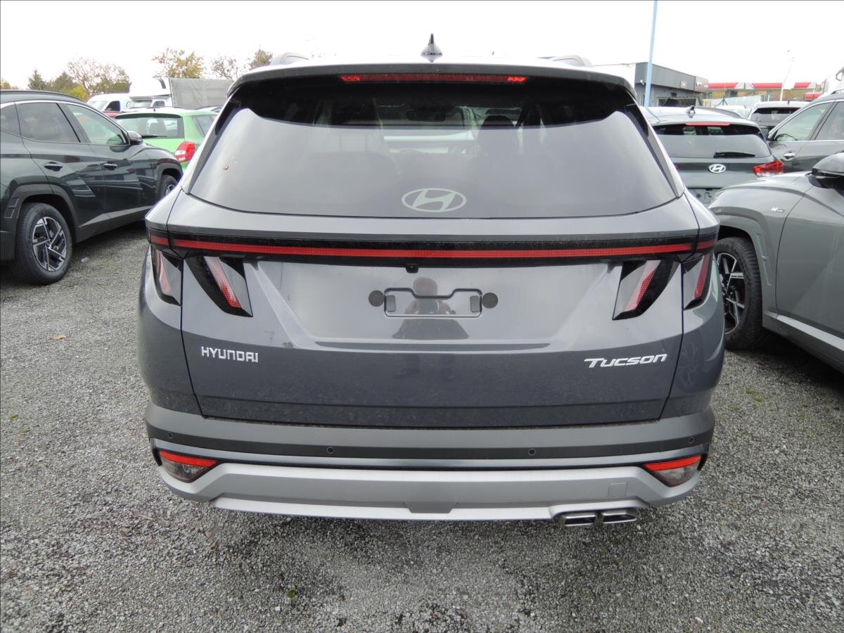 Hyundai Tucson SUV 1,6 l 118 kw