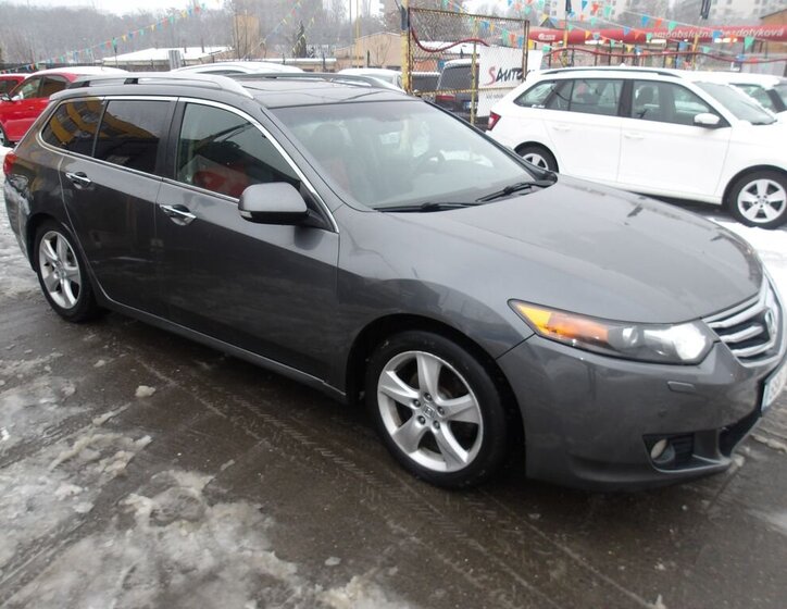 Honda Accord Kombi 2,2 l 110 kw