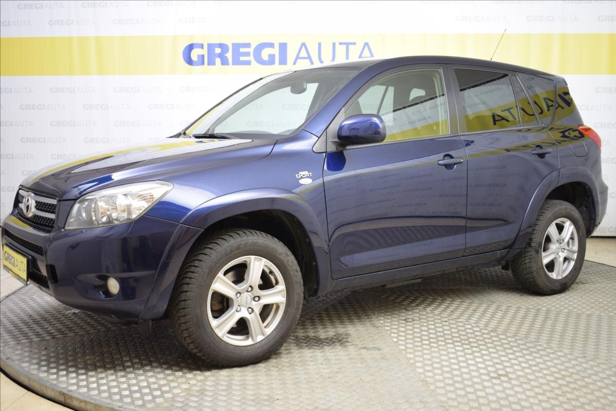 Toyota RAV4 SUV / Terénní 2,2 l 130 kw