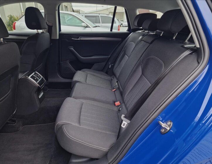 Škoda Superb Kombi 1,5 l 110 kw