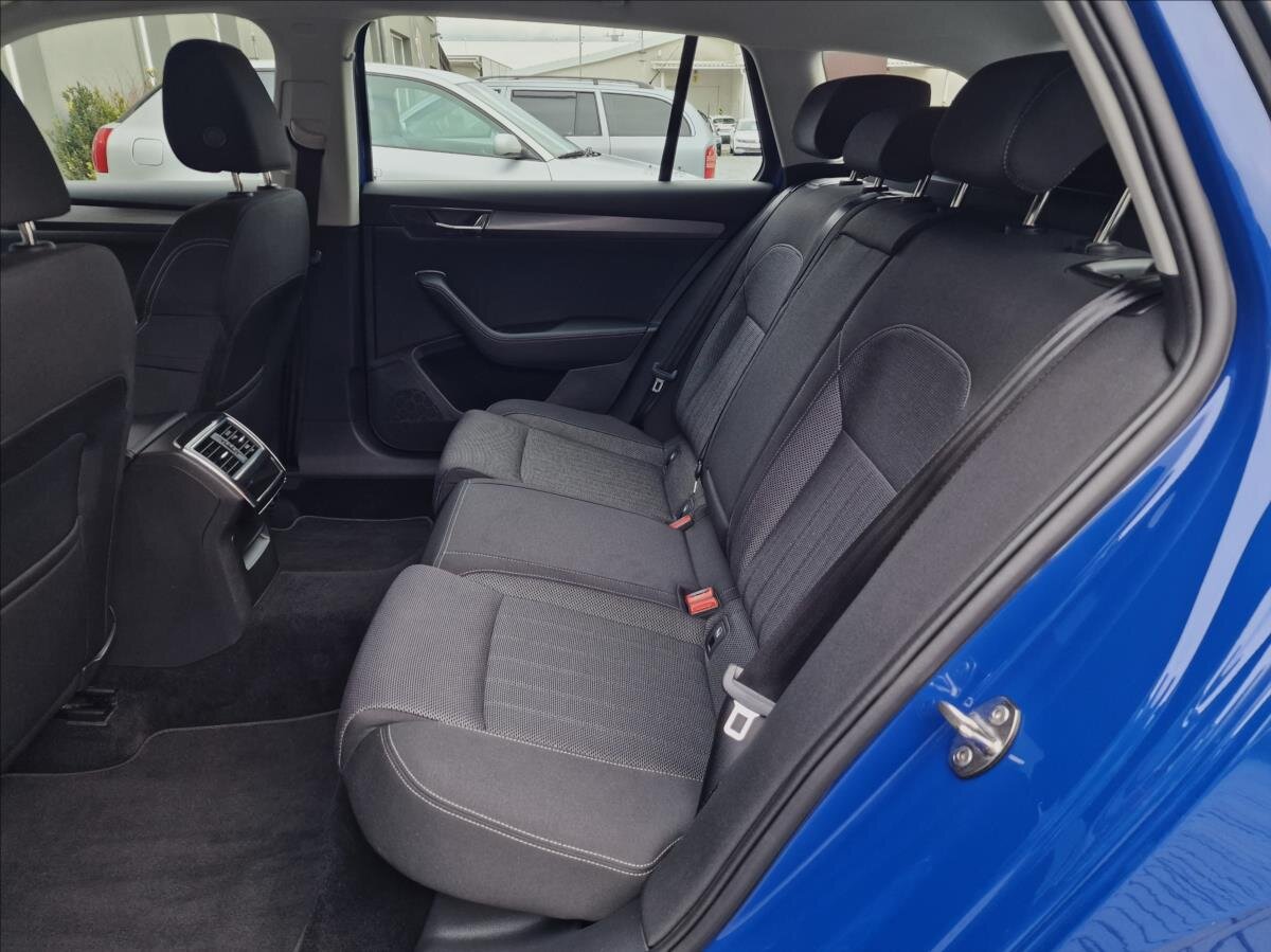 Škoda Superb Kombi 1,5 l 110 kw