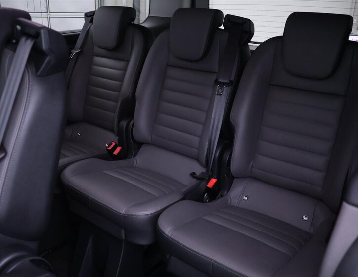 Ford Tourneo Custom Kombi 2,0 l 125 kw