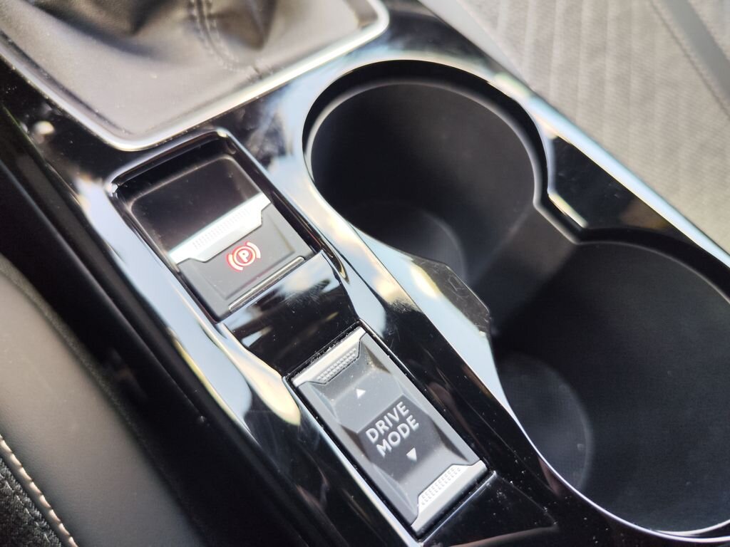 Peugeot 2008 Hatchback 1,2 l 74 kw