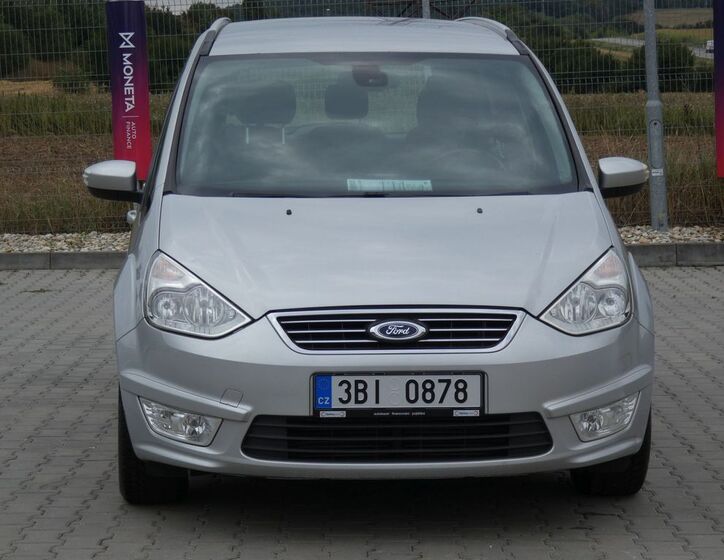 Ford Galaxy 16