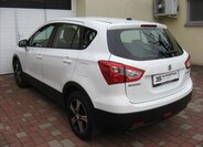 Suzuki S-Cross Hatchback 998,0 82 kw