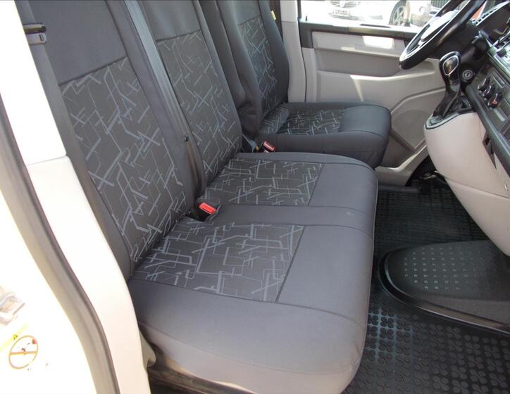 Volkswagen Transporter 19