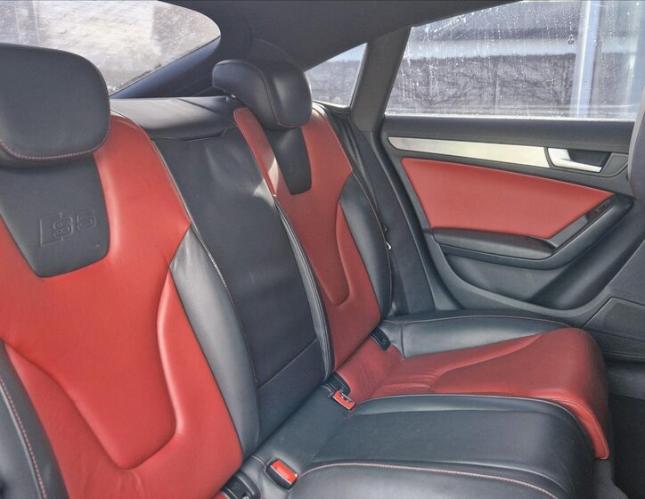 Audi S5 Sedan / Limuzína 3,0 l 245 kw