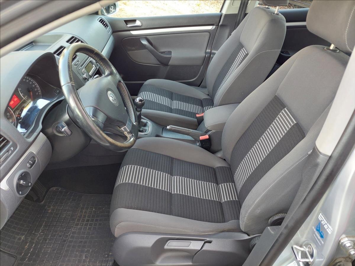 Volkswagen Golf Hatchback 1,4 l 59 kw