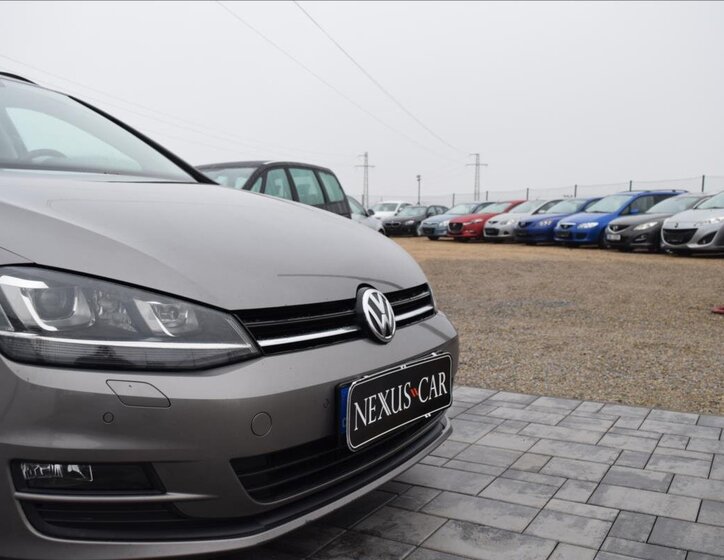 Volkswagen Golf 13