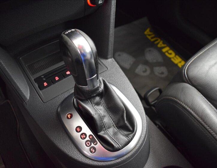 Volkswagen Touran MPV 2,0 l 103 kw