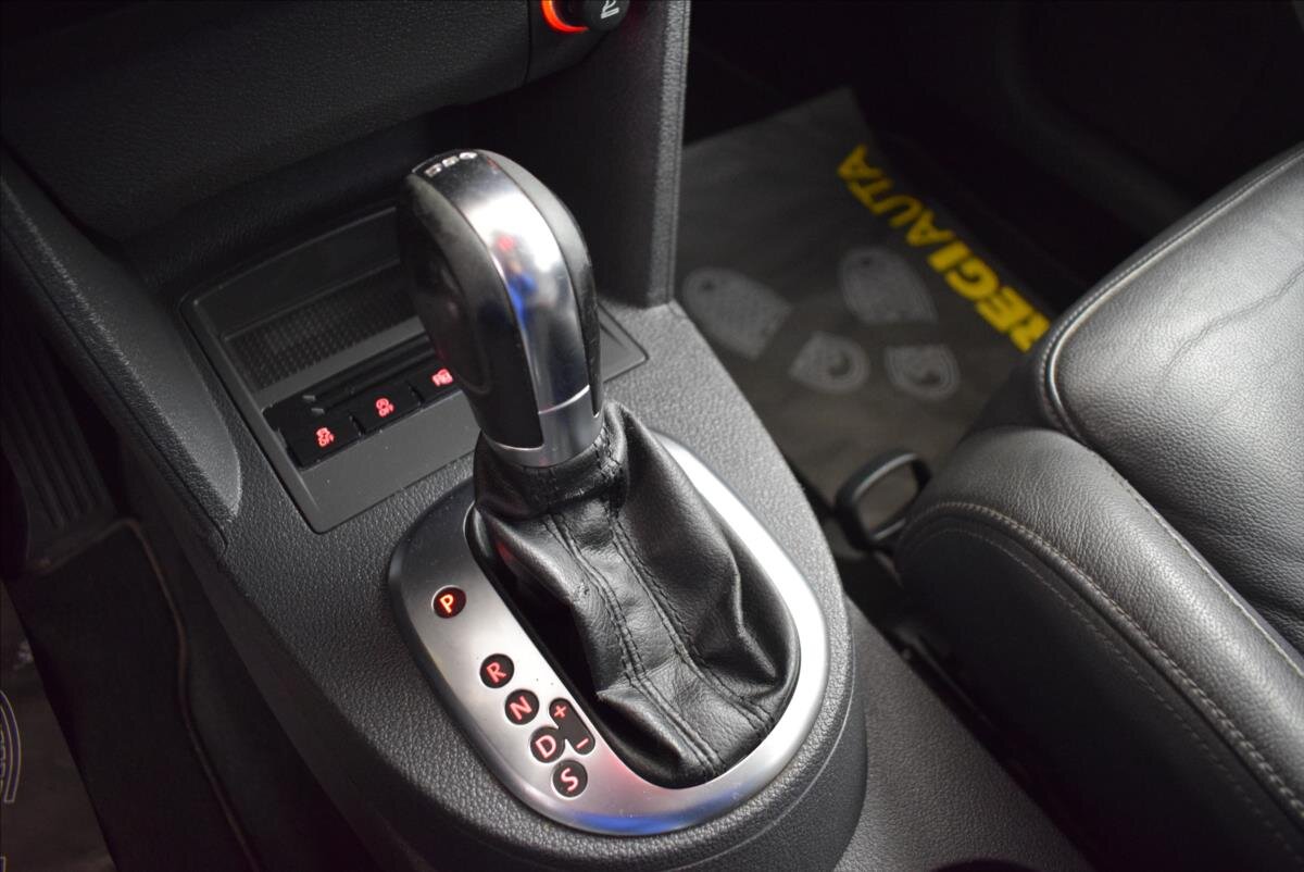 Volkswagen Touran MPV 2,0 l 103 kw