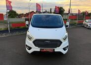 Ford Tourneo Custom 2