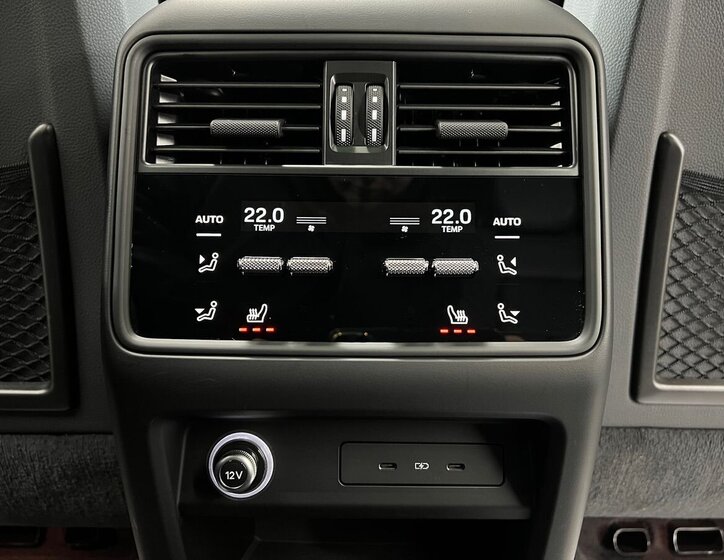 Porsche Cayenne SUV / Terénní 4,0 l 349 kw