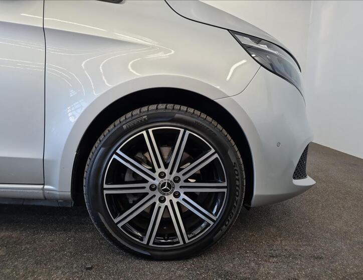 Mercedes-Benz Třídy V 24