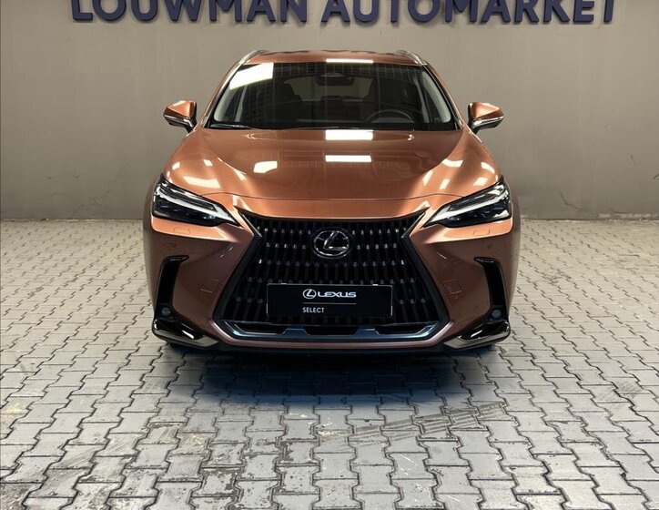 Lexus NX 450h plus SUV / Terénní 2,5 l 227 kw