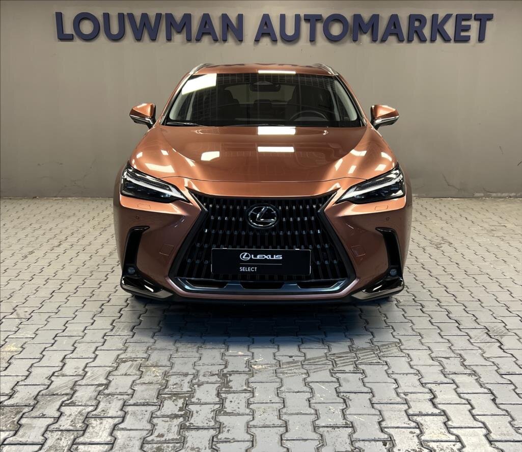 Lexus NX 450h plus SUV / Terénní 2,5 l 227 kw