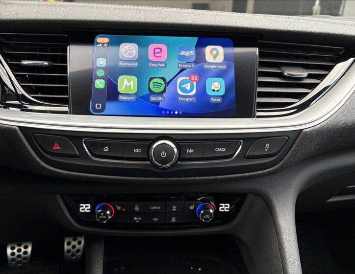 Opel Insignia Hatchback 2,0 l 128 kw