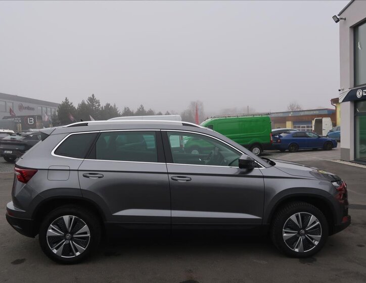 Škoda Karoq SUV / Terénní 2,0 l 85 kw