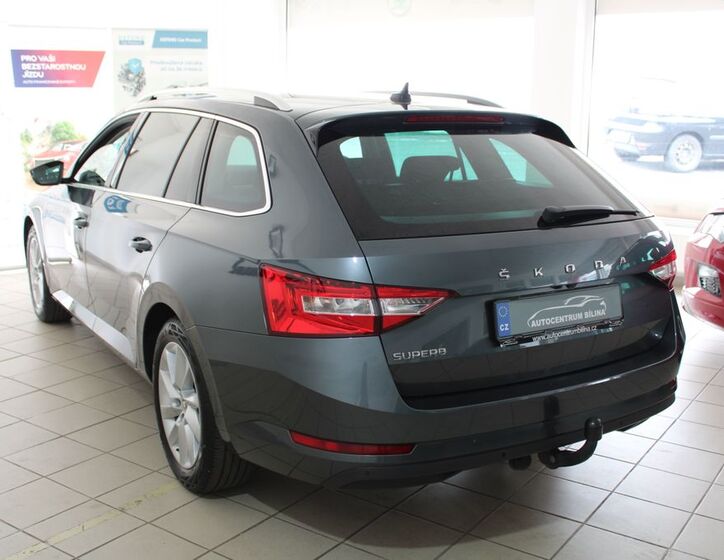 Škoda Superb 3