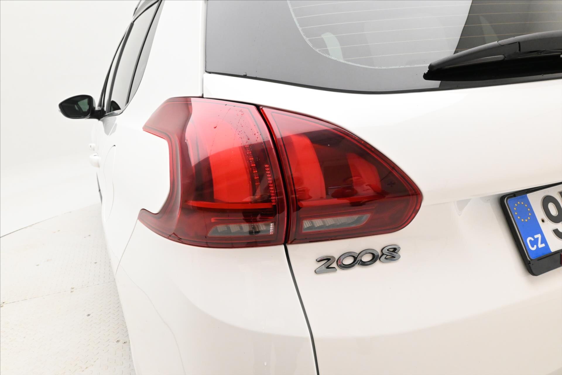 Peugeot 2008 SUV 2,0 l 60 kw