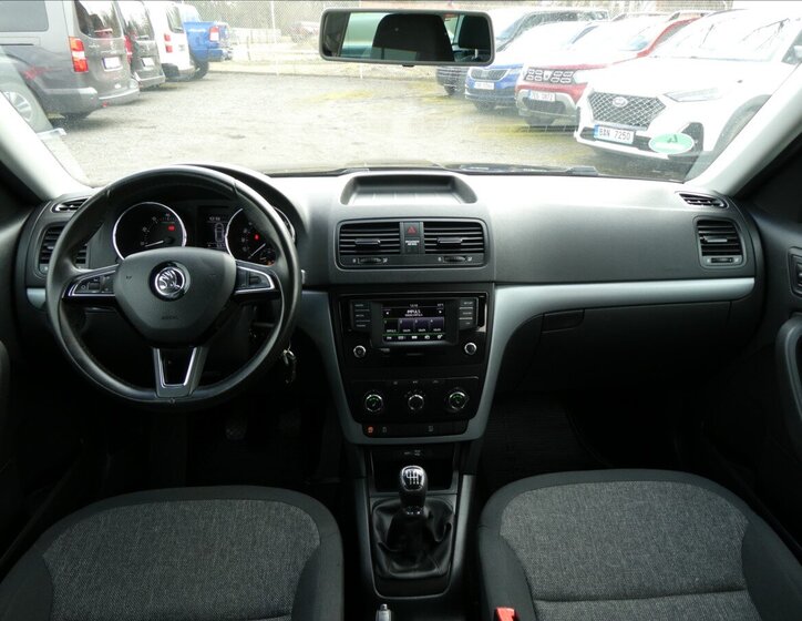 Škoda Yeti SUV / Terénní 1,2 l 81 kw