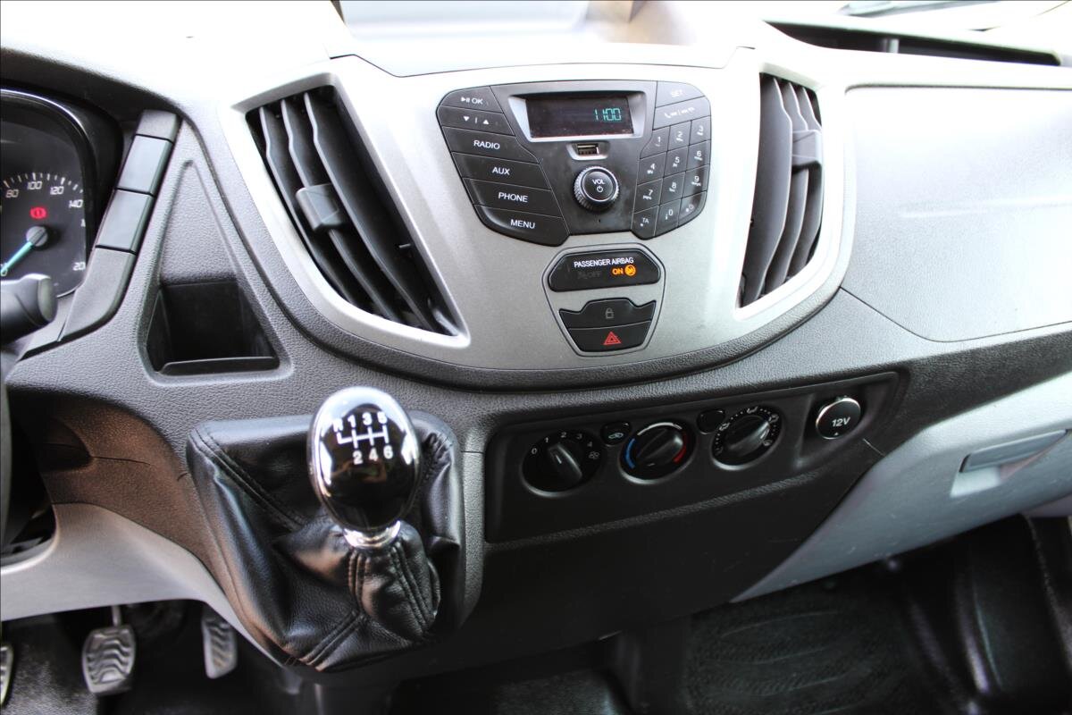 Ford Transit Valník 2,2 l 74 kw