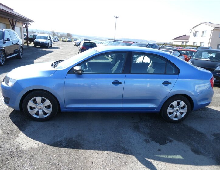 Škoda Rapid Sedan / Limuzína 1,2 l 66 kw