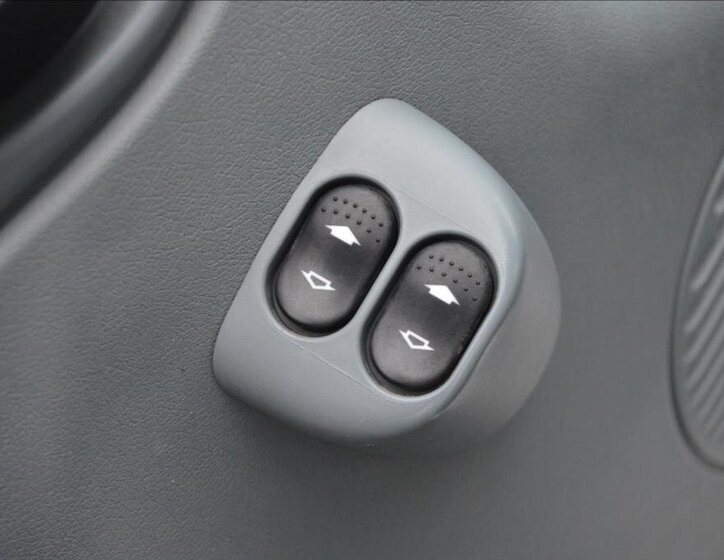 Ford Transit Skříň 2,2 l 85 kw