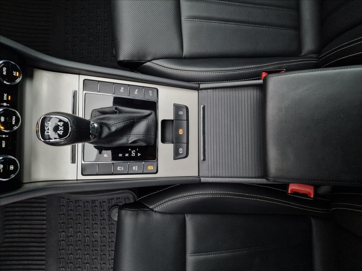 Škoda Superb Kombi 2,0 l 140 kw