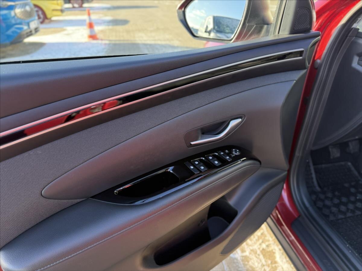 Hyundai Tucson SUV 1,6 l 110 kw