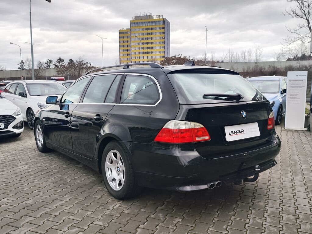 BMW Řada 5 Kombi 2,5 l 130 kw