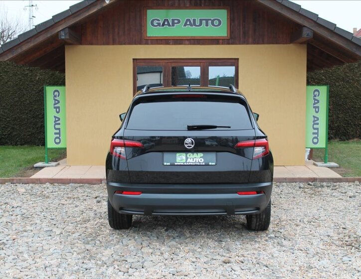 Škoda Karoq 5