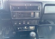 Lada Niva SUV / Terénní 1,7 l 60 kw