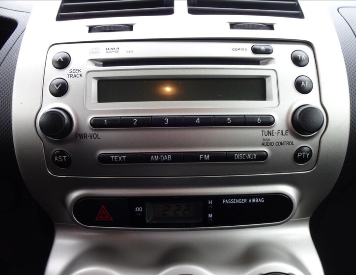 Toyota Urban Cruiser Hatchback 1,3 l 74 kw