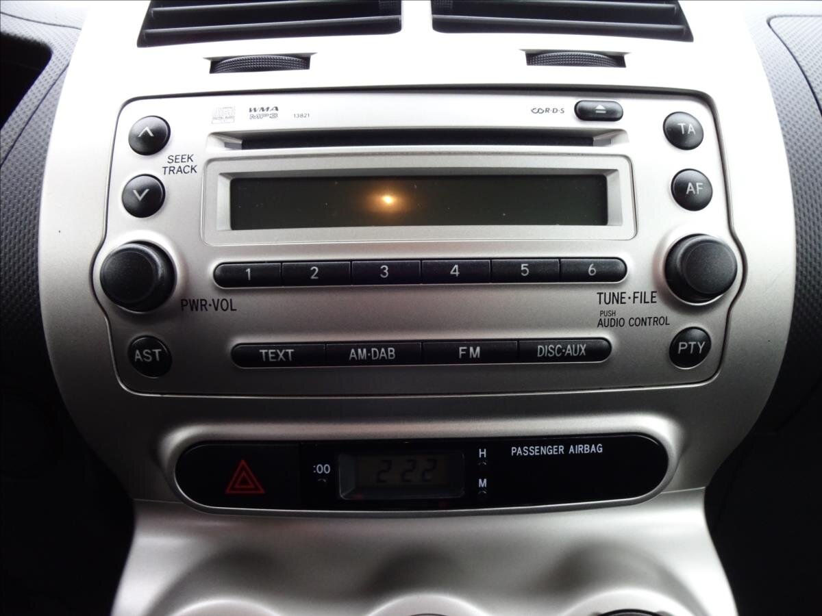 Toyota Urban Cruiser Hatchback 1,3 l 74 kw