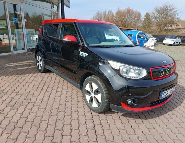 KIA Soul Hatchback 0,0 81 kw