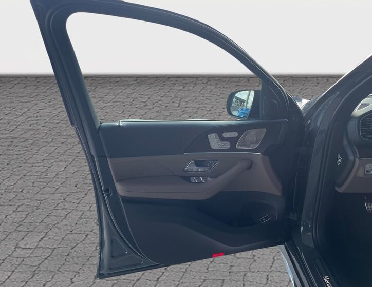 Mercedes-Benz Ostatní 10