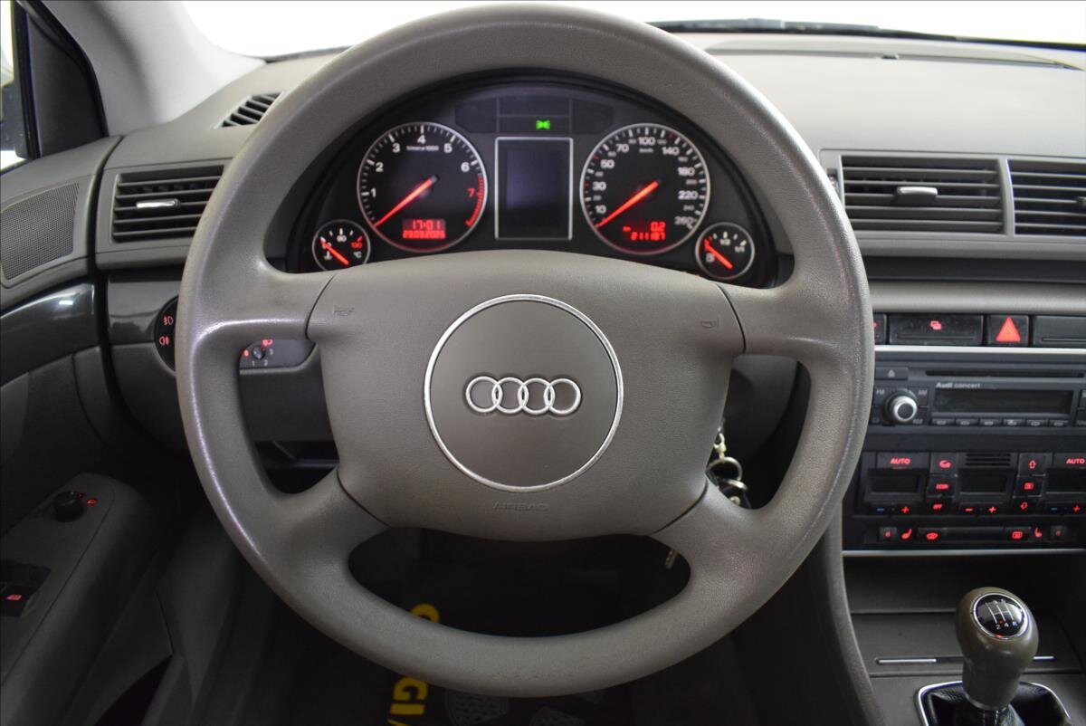 Audi A4 Sedan / Limuzína 2,0 l 96 kw