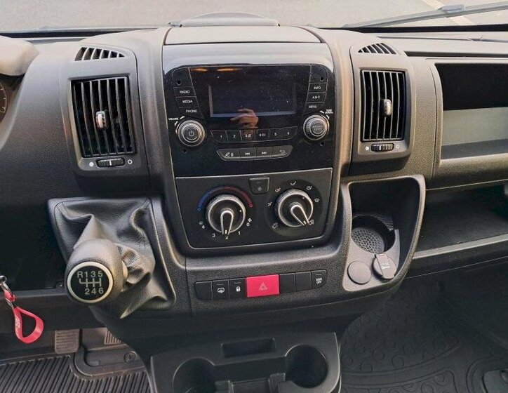 Peugeot Boxer Ostatní 2,2 l 103 kw