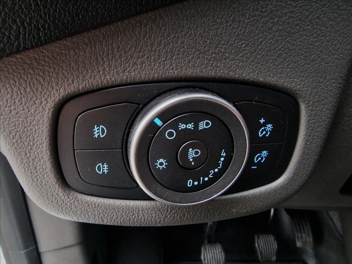 Ford Transit Connect Skříň 1,5 l 74 kw