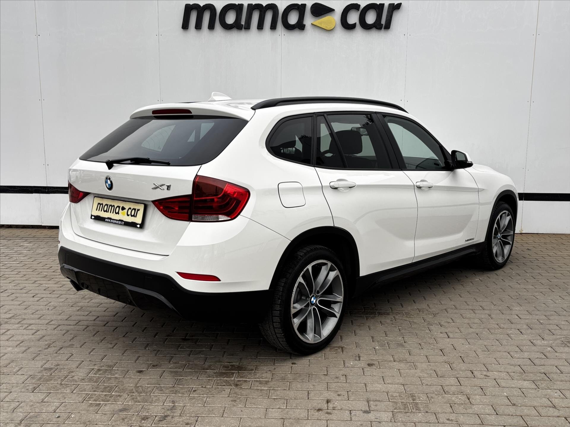 BMW X1 SUV / Terénní 2,0 l 105 kw