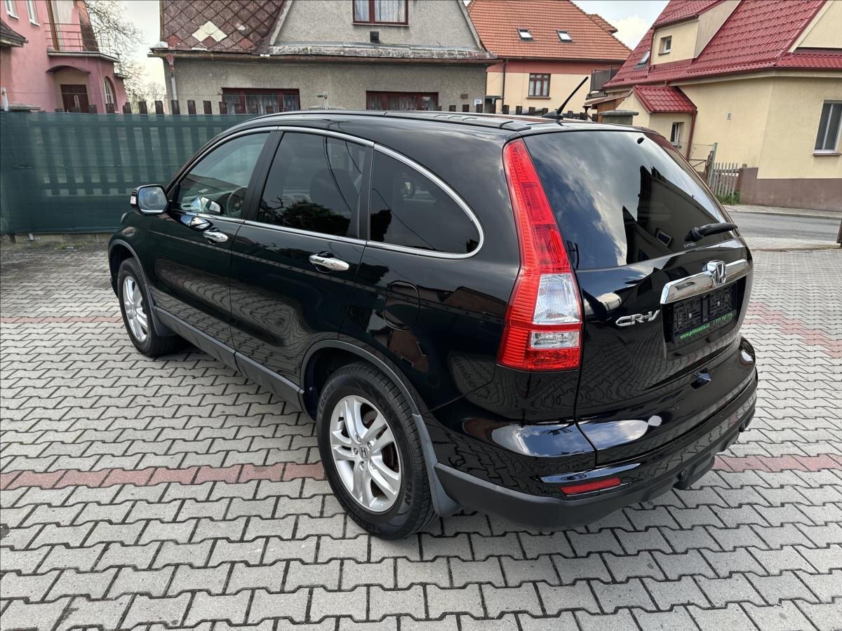 Honda CR-V SUV / Terénní 2,0 l 110 kw