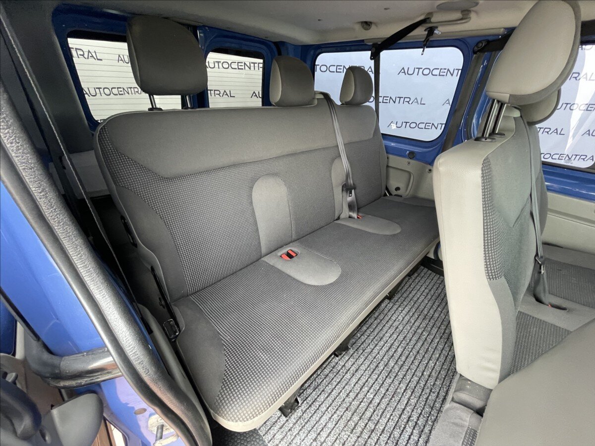 Opel Vivaro MPV 2,5 l 107 kw