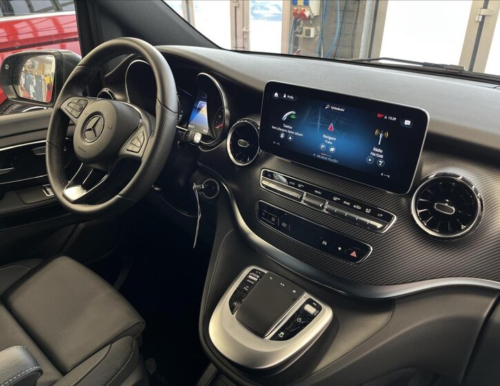 Mercedes-Benz Třídy V MPV 2,0 l 174 kw