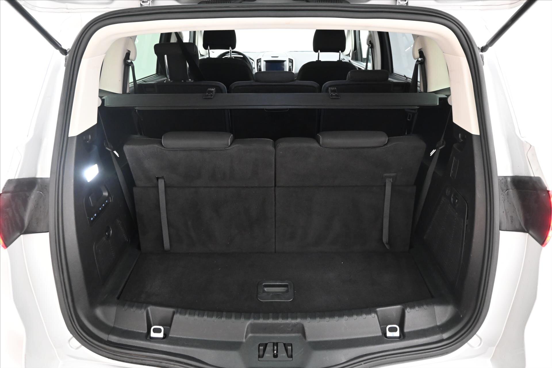 Ford S-MAX MPV 2,5 l 110 kw