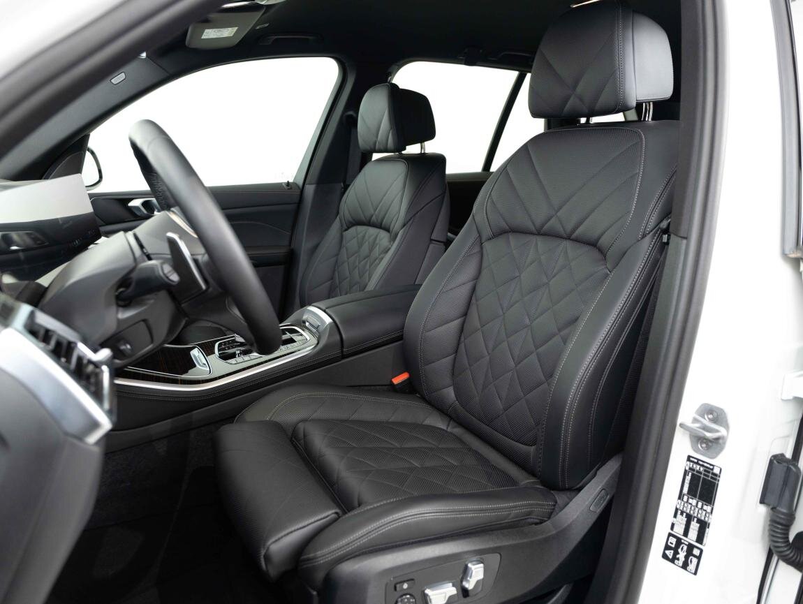 BMW X5 SUV / Terénní 3,0 l 280 kw