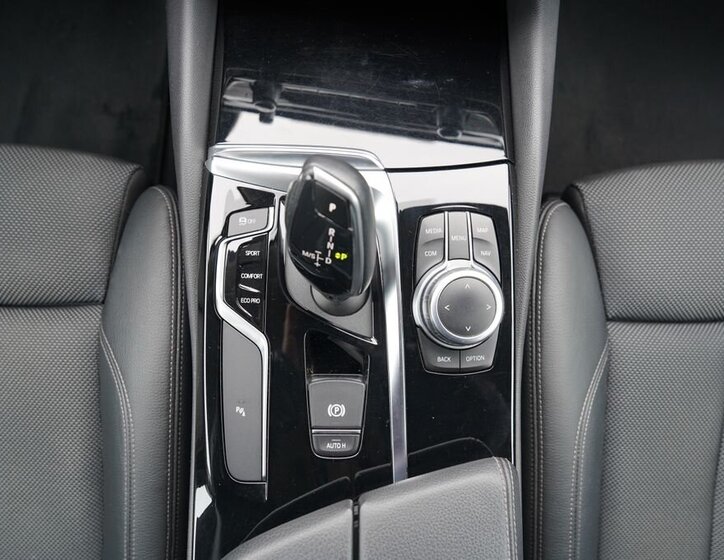 BMW Řada 5 Sedan 2,0 l 140 kw