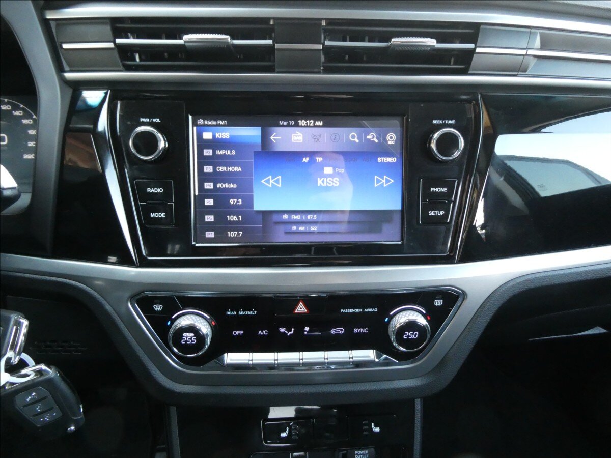 SsangYong Korando SUV / Terénní 1,5 l 120 kw