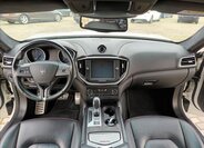 Maserati Ghibli Sedan 3,0 l 243 kw